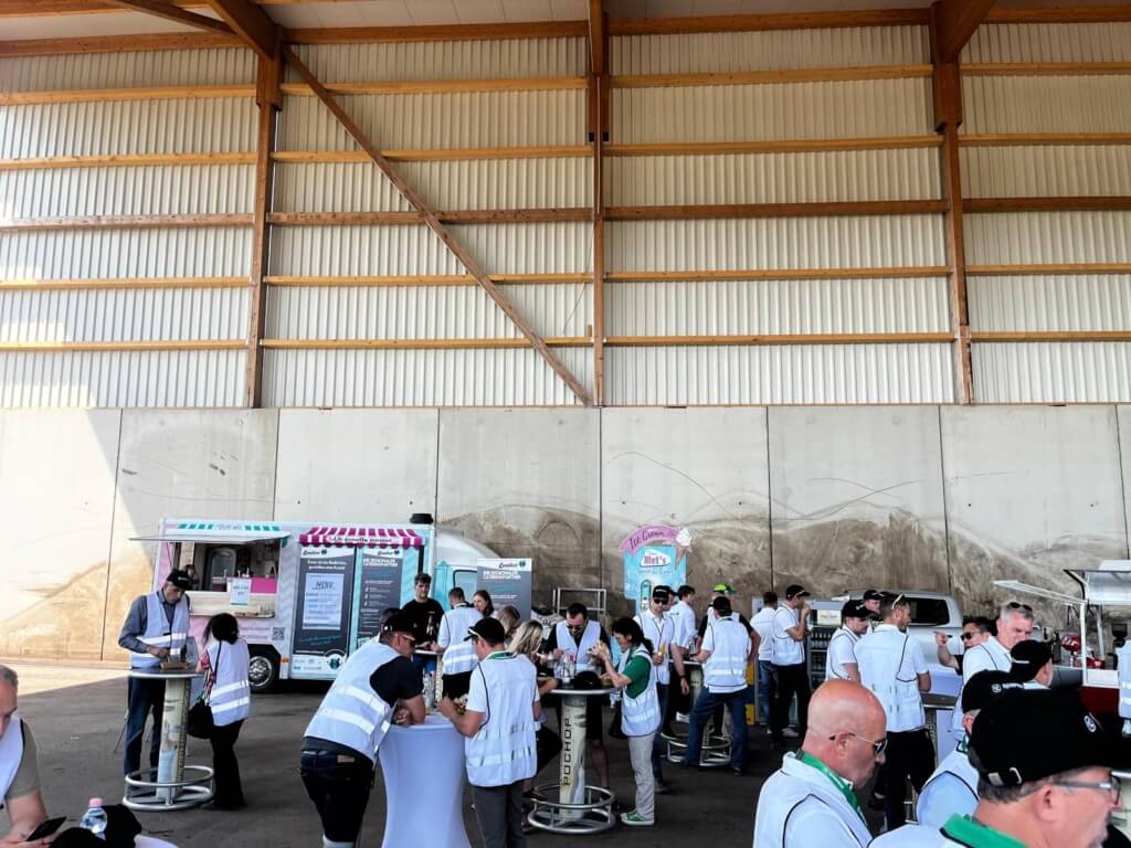 Firmenfeier Event mit Foodtruck Ice Cream Bar