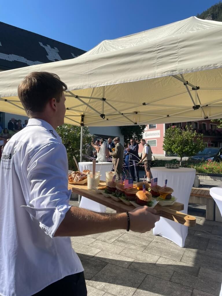 Streetfood bei einer Hochzeit Catering Bayern Österreich